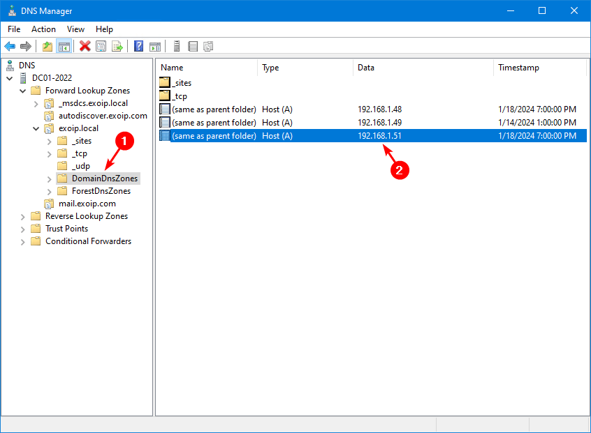DNS Manager DomainDnsZones container showing three Host A records including the stale 192.168.1.51 entry for the demoted DC