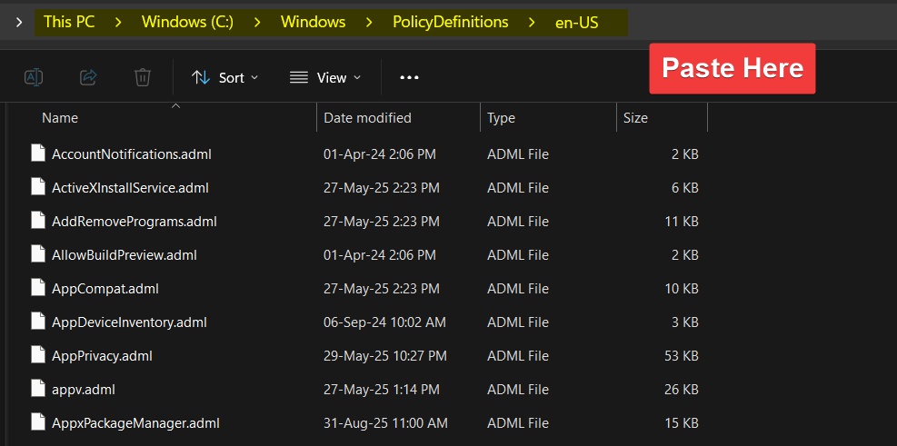 File Explorer at C:\Windows\PolicyDefinitions\en-US on the Domain Controller showing the .adml files copied into place alongside the built-in language files, completing the Central Store install for the new browser templates