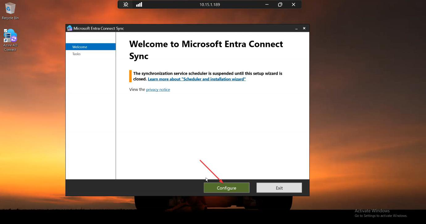 Wizard task selection screen with Customize synchronization options highlighted as the chosen path